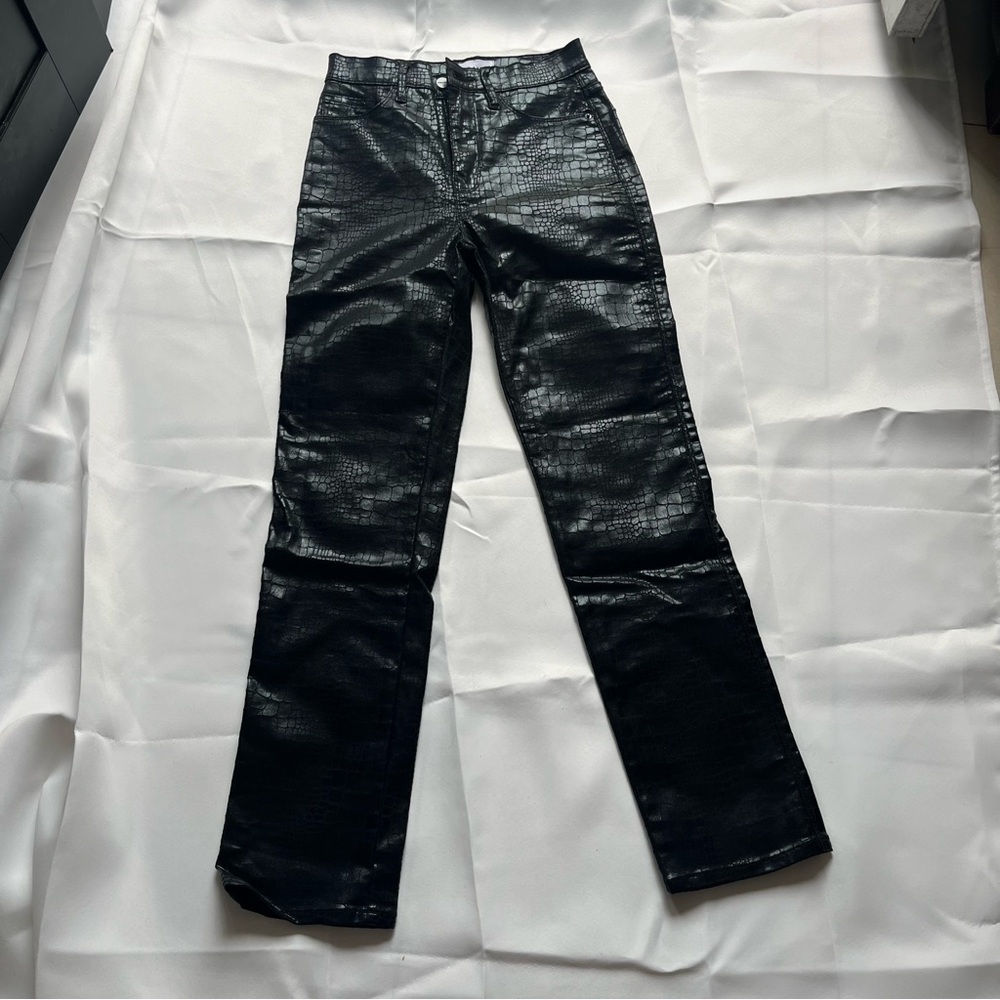 FRAME  Le Sylvie Slender Straight Noir Croc Embossed Stretch Pants size 25